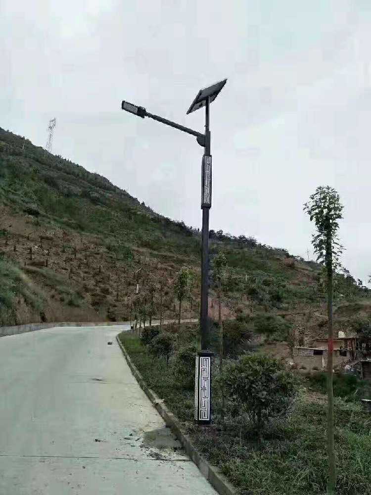 石嘴山市仿古太阳能路灯